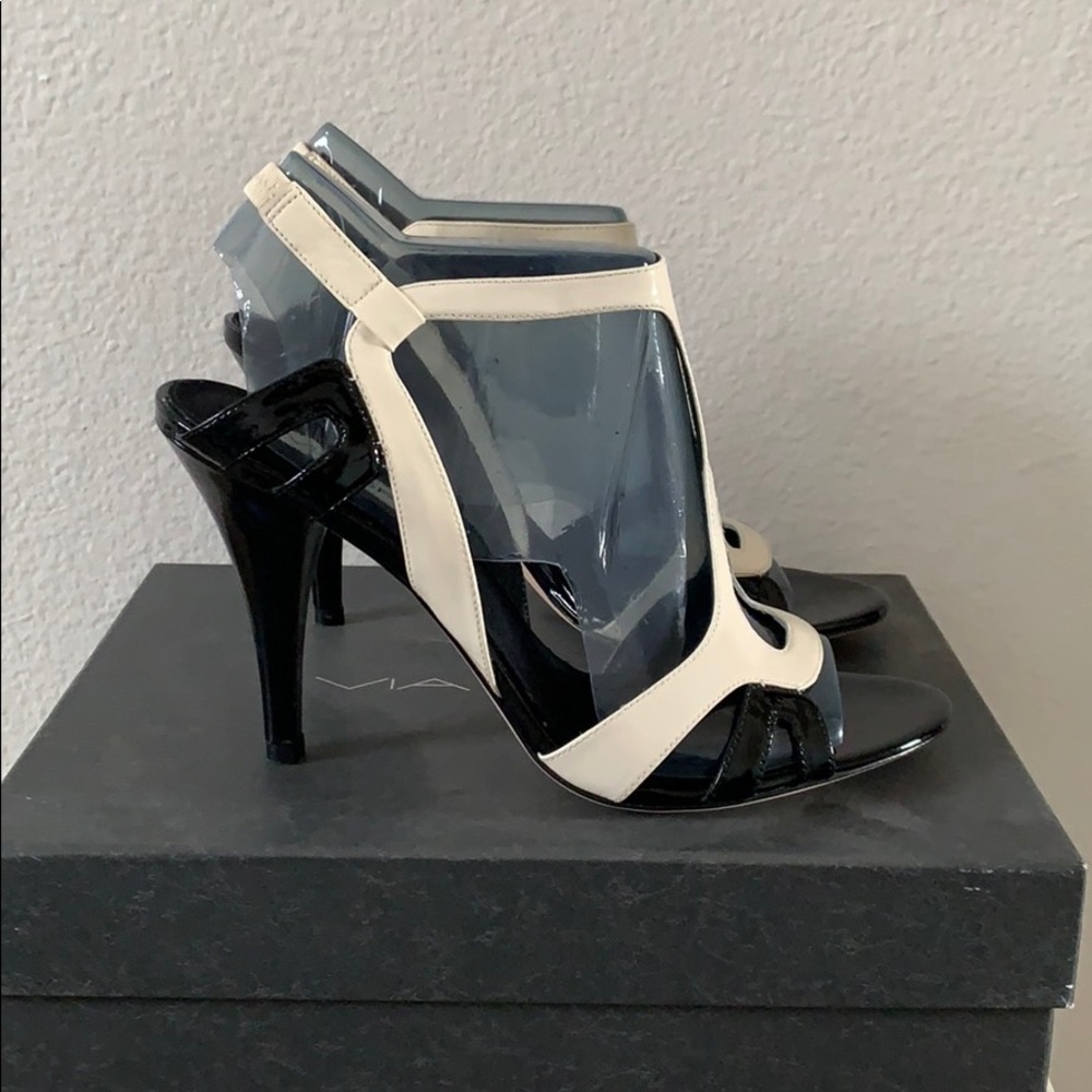 NIB-Via Spiga Shoes